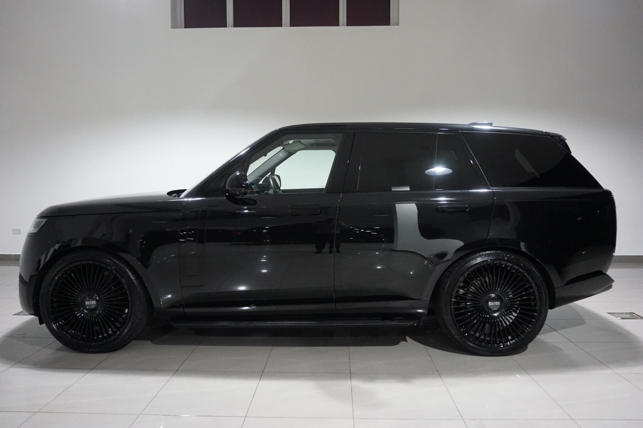 Land Rover Range Rover 3.0 D300 MHEV Autobiography SUV 5dr Diesel Auto 4WD Euro 6 (s/s) (300 ps)